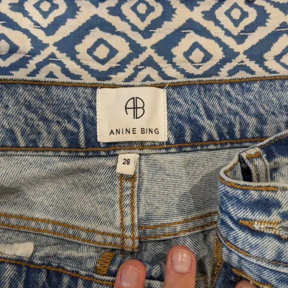 Anine Bing Cropped Straight Leg Jeans - Picture 5 of 9
